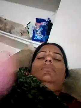 Suhani hot12 online show from September 29, 3:06 pm