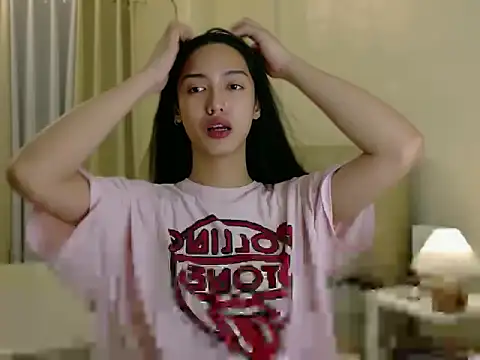 Snapshot of Blaire_Samantha chatting on March 16, 10:08 am Blaire Samantha online show from March 16, 10:08 am