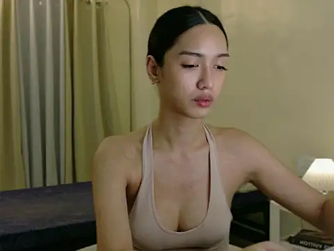 Snapshot of Blaire_Samantha chatting on May 6, 10:42 am Blaire Samantha online show from May 6, 10:42 am