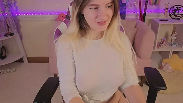 Sonia Meow online show from October 14, 5:30 am