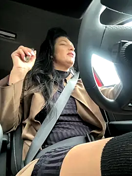 BellaEveX online show from November 9, 1:20 pm