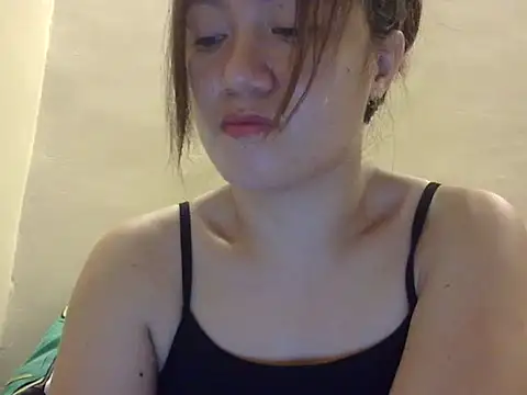 Lovelyclaya online show from October 20, 1:33 pm