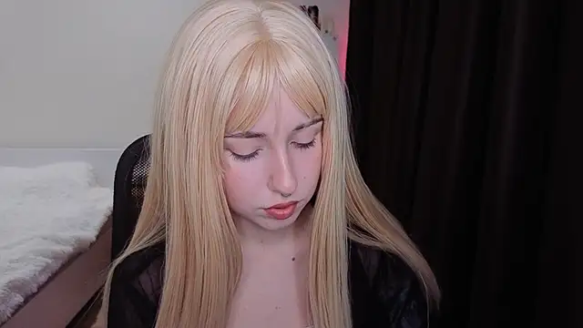 Snapshot of YukiMisa chatting on September 27, 3:17 pm YukiMisa online show from September 27, 3:17 pm