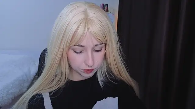 Snapshot of YukiMisa chatting on September 28, 6:57 pm YukiMisa online show from September 28, 6:57 pm