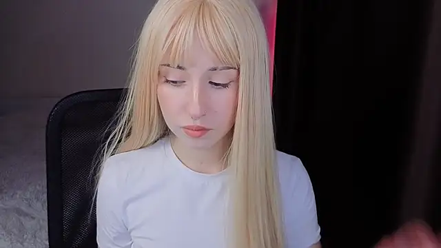 Snapshot of YukiMisa chatting on October 7, 4:15 pm YukiMisa online show from October 7, 4:15 pm