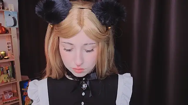 Snapshot of YukiMisa chatting on October 21, 4:51 pm YukiMisa online show from October 21, 4:51 pm