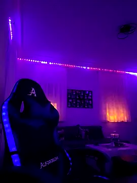 Snapshot of laki_98 chatting on September 19, 6:08 pm laki 98 online show from September 19, 6:08 pm