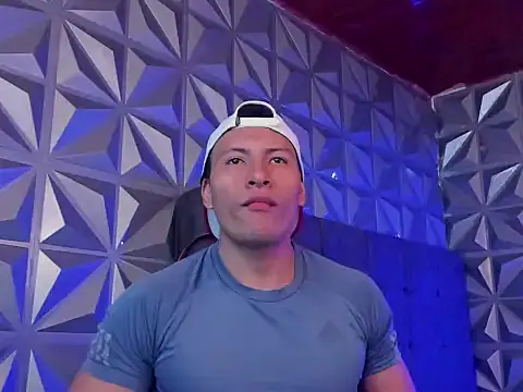 Snapshot of Arthur_Masson chatting on February 8, 9:07 pm Arthur Masson online show from February 8, 9:07 pm