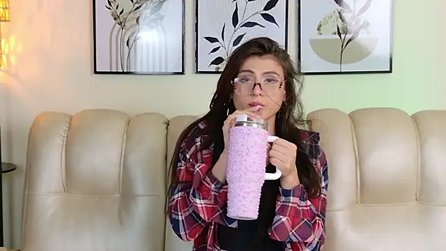 Violeta Foxz online show from October 7, 7:33 pm