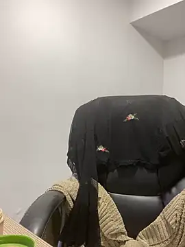 Snapshot of EroticAlana_ chatting on September 10, 10:32 pm EroticAlana online show from September 10, 10:32 pm
