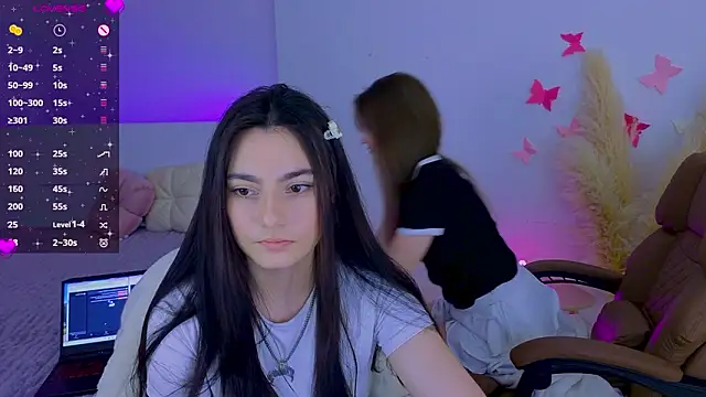 Snapshot of Andres_sssss chatting on March 7, 9:45 pm Andres sssss online show from March 7, 9:45 pm