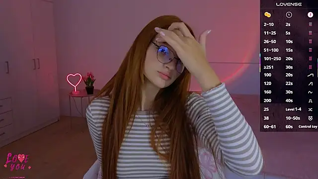 CuteAriel7 online show from October 3, 4:15 pm