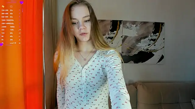 Snapshot of Angel_oci chatting on October 21, 1:01 pm Angel oci online show from October 21, 1:01 pm