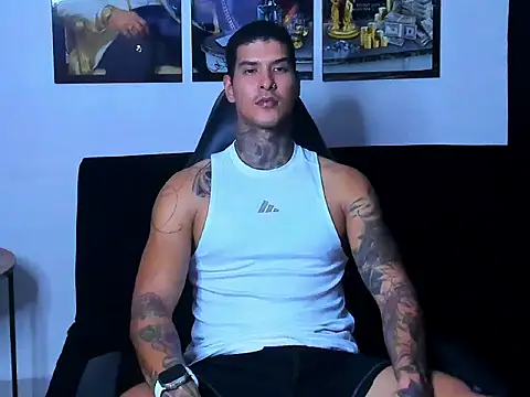 Snapshot of jiro_kenji1 chatting on March 9, 7:51 pm jiro kenji1 online show from March 9, 7:51 pm