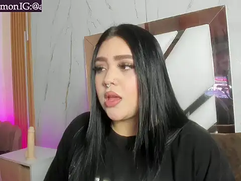 im bunny   online show from May 18, 1:28 pm