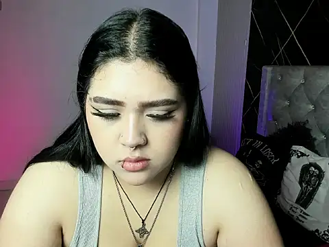 im bunny   online show from May 21, 11:17 am