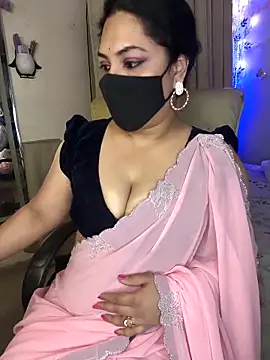 Snapshot of Indian_queen007 chatting on April 5, 7:22 pm Indian queen007 online show from April 5, 7:22 pm