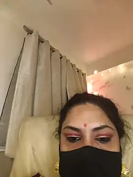 Snapshot of Indian_queen007 chatting on April 15, 7:58 pm Indian queen007 online show from April 15, 7:58 pm