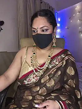 Snapshot of Indian_queen007 chatting on May 18, 5:52 pm Indian queen007 online show from May 18, 5:52 pm
