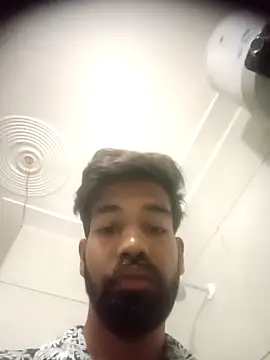 Snapshot of priyansh78584 chatting on October 7, 12:41 am priyansh78584 online show from October 7, 12:41 am
