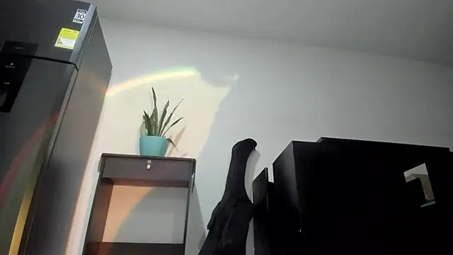 alice coopperx online show from March 5, 6:31 am