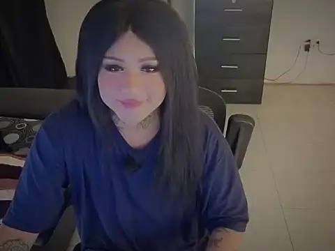 kimberlygati2 online show from May 25, 12:05 am