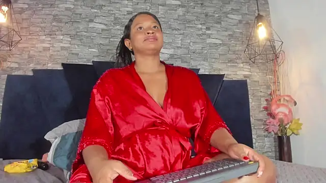 Emily Brown18 online show from December 21, 4:25 pm