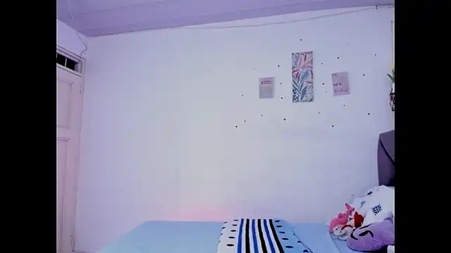 Snapshot of kazumikyoo7 chatting on October 24, 1:07 pm kazumikyoo7 online show from October 24, 1:07 pm