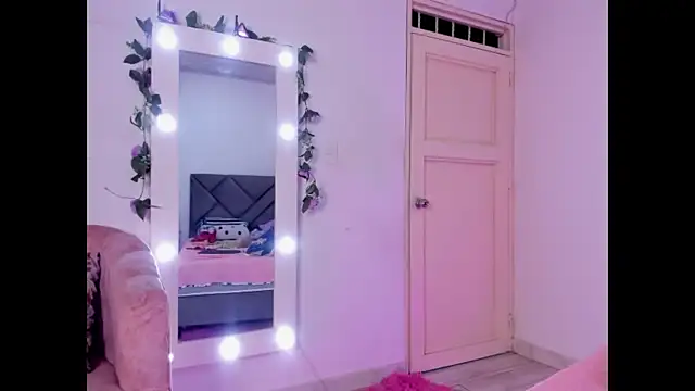 Snapshot of kazumikyoo7 chatting on October 31, 1:17 am kazumikyoo7 online show from October 31, 1:17 am