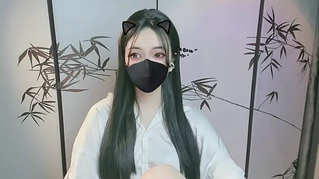 Snapshot of Sparkly_Candy chatting on October 25, 1:46 am Sparkly Candy online show from October 25, 1:46 am