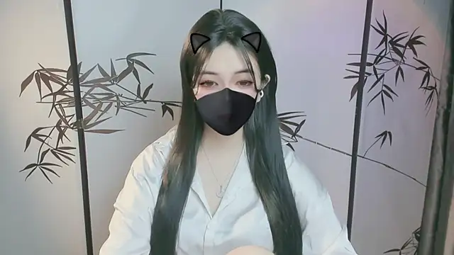 Snapshot of Sparkly_Candy chatting on October 25, 2:35 pm Sparkly Candy online show from October 25, 2:35 pm