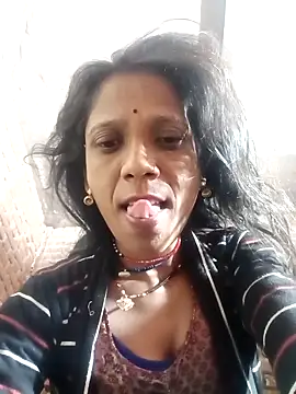 Snapshot of Xx_pooja chatting on November 28, 7:38 pm Xx pooja online show from November 28, 7:38 pm