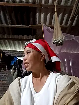 me-cute online show from October 24, 11:34 pm