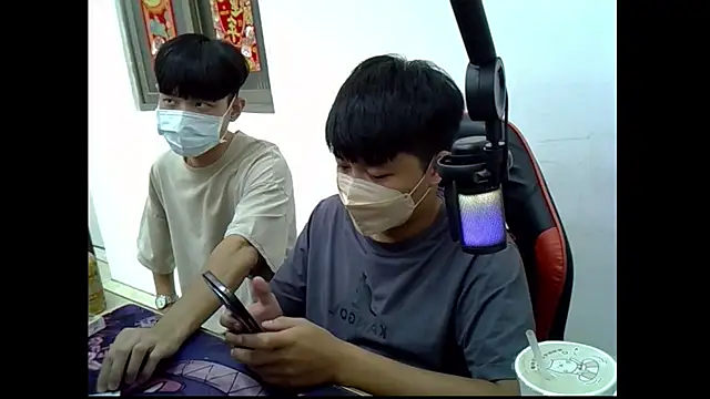 Snapshot of zhu000000 chatting on October 14, 7:20 am zhu000000 online show from October 14, 7:20 am