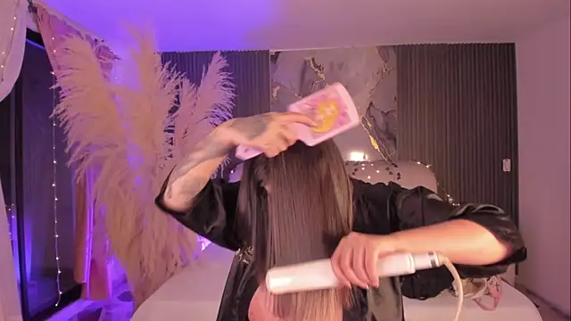 SarahCastro1  online show from March 26, 5:46 am