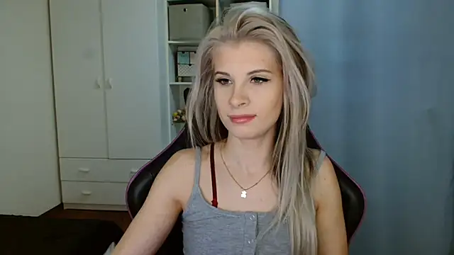 KristineGlow online show from March 24, 7:13 am