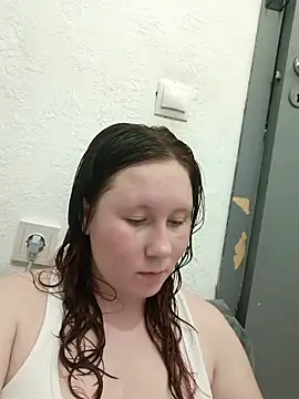 MiaKissy online show from October 19, 8:20 pm