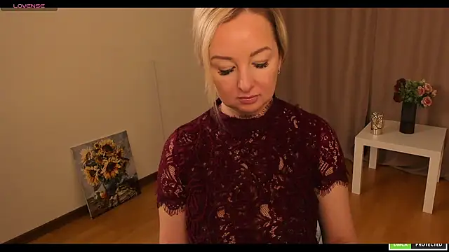 sexmom8 online show from October 1, 6:52 am