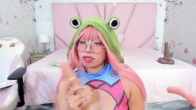 SafiroAgataaa online show from April 1, 2:56 am