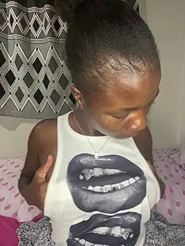 Snapshot of Crazyqueenxxx chatting on September 18, 11:29 pm Crazyqueenxxx online show from September 18, 11:29 pm