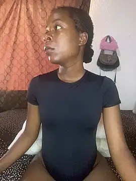 Snapshot of Crazyqueenxxx chatting on February 5, 10:53 am Crazyqueenxxx online show from February 5, 10:53 am