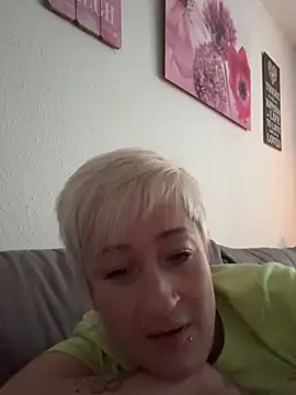 Rozendefotz online show from December 2, 7:14 am