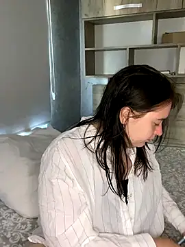 SoniaNovara online show from September 19, 6:37 am