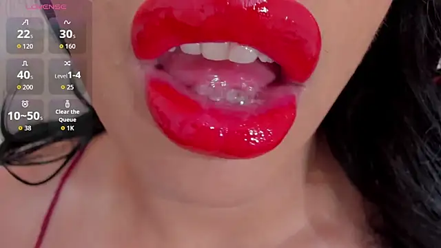 sweet Elizabeth online show from May 16, 1:21 pm