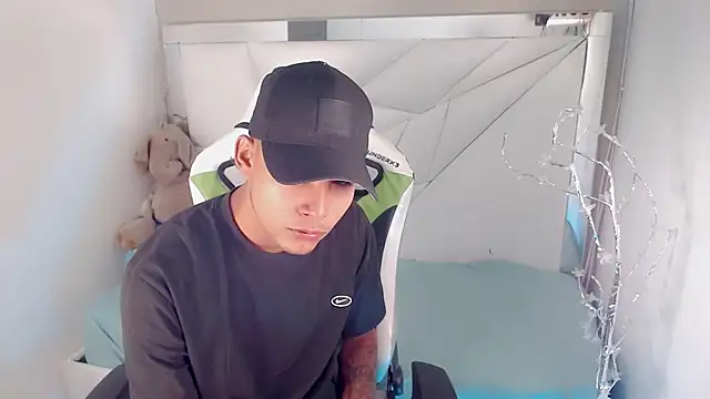 Austin col  online show from October 17, 1:14 pm