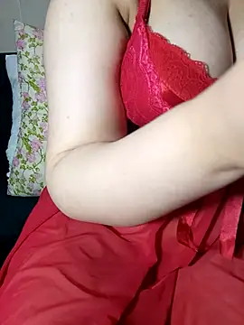 Aomtiz8 online show from December 4, 7:17 am