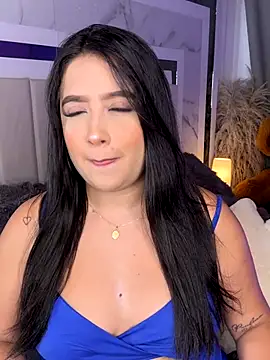 Snapshot of Emiily_Moore1 chatting on November 25, 1:27 am Emiily Moore1 online show from November 25, 1:27 am