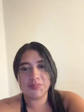 Snapshot of Emiily_Moore1 chatting on November 28, 1:08 am Emiily Moore1 online show from November 28, 1:08 am