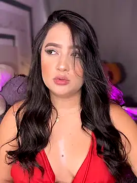 Snapshot of Emiily_Moore1 chatting on December 4, 3:27 am Emiily Moore1 online show from December 4, 3:27 am