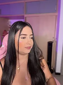 Emiily Moore1 online show from May 8, 11:21 pm